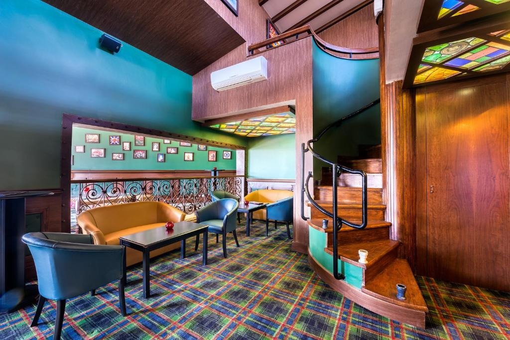 هتل اولیو تری